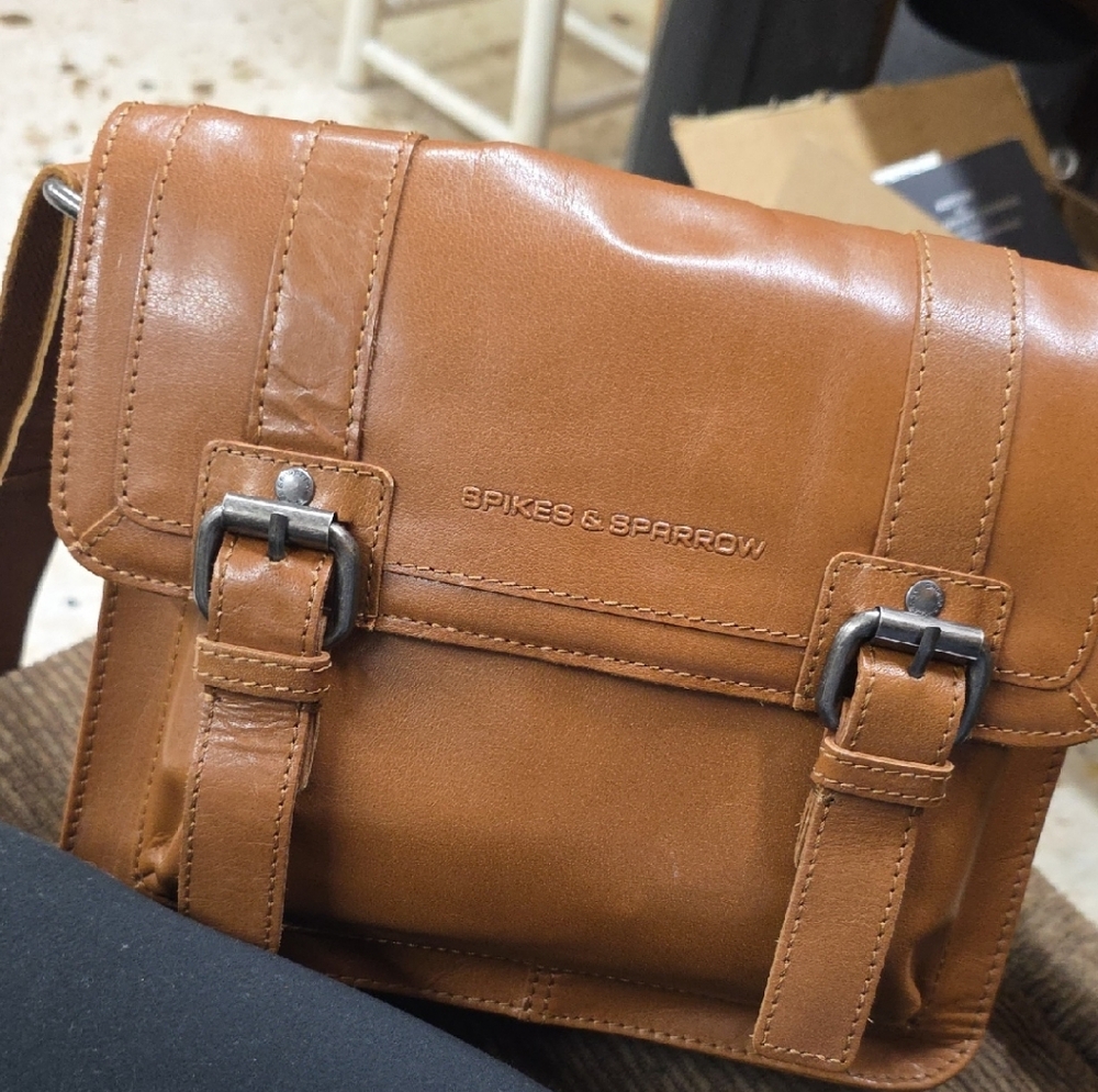 Spikes & Sparrow Tan Leather Crossbody Bag